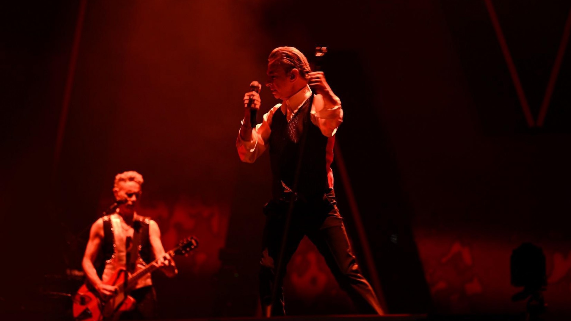 EMIFF: DEPECHE MODE M